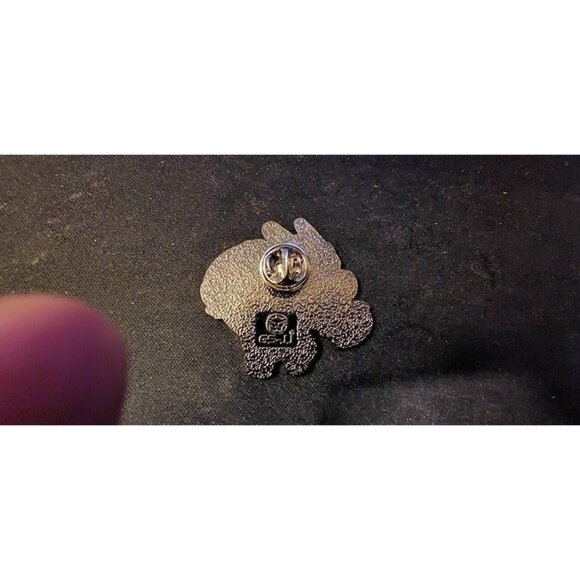 Chibi Kawaii Charizard Pin – Cute Hard Enamel for Pokémon Fans & Collectors - Picture 6 of 6